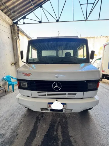 Mercedes Benz 710 Plus 2009