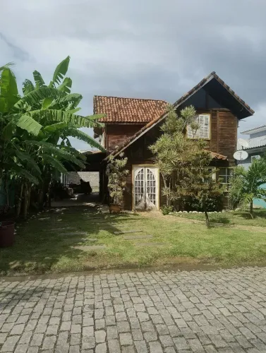 Alugo Casa no Bosque de Itapeba - Maricá RJ