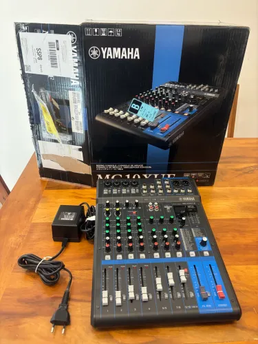 Mesa de Som Yamaha MG10XUF - 10 Canais | USB | Efeitos SPX - Estado de Nova