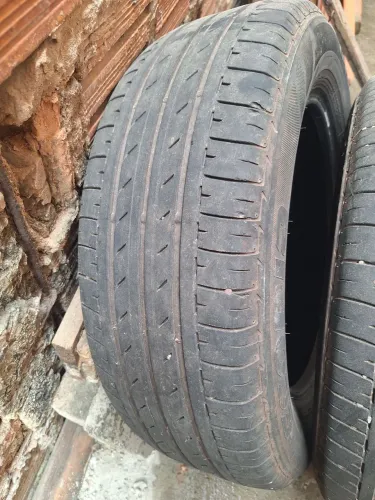 Os peneus 16 205/60R16