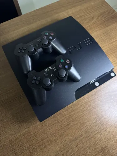 Ps3 Slim Sony Desbloqueado + 2 Controles com Entrega Grátis