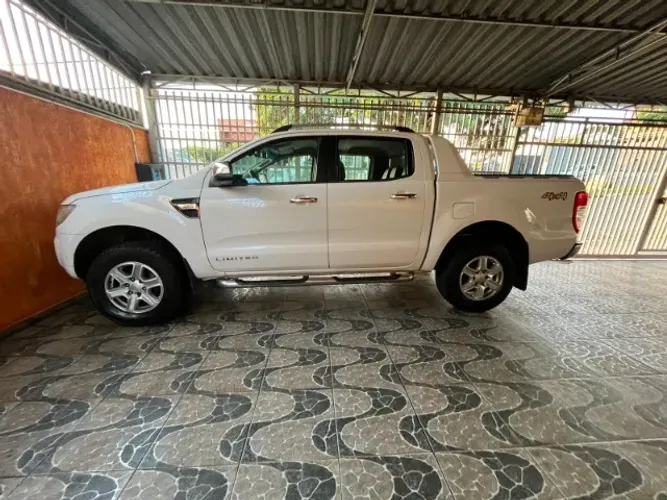 Ford Ranger Limited 3.2 20V 4X4 CD Aut. Dies. 2015