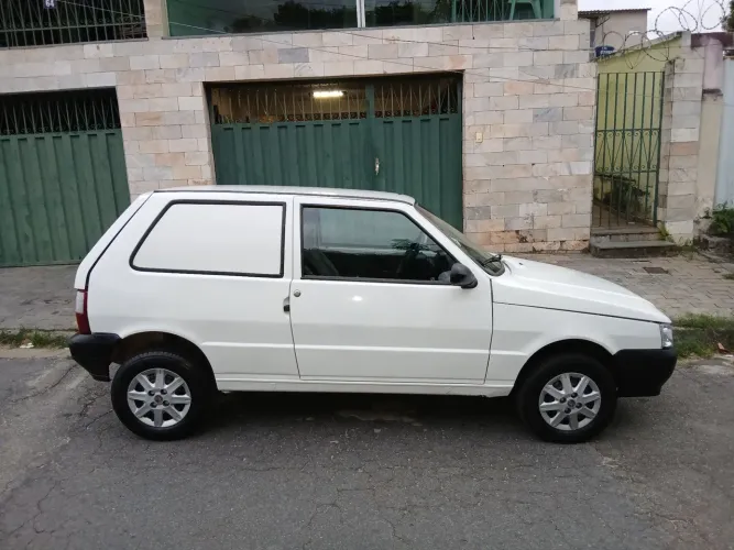 Fiat Uno Furgão 1.3 MPI Fire/ Fire Flex 8V 2011