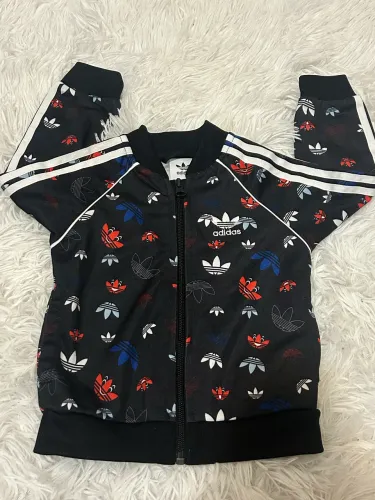 Conjunto com 2 casacos Adidas originais infantis - tamanho 1 ano.
