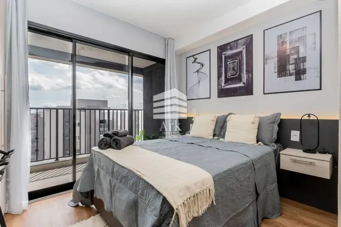 Studio 22 m² mobiliado, 1 dormitório, banheiro, cozinha americana, sem vaga, próximo ao me