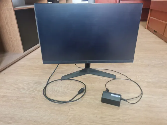 Monitor Gamer LG UltraGear, 23.8" Full HD, 144Hz, 24GN60R-B, IPS, Freesync, HDMI, DP