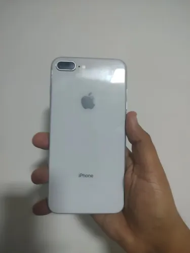 iPhone 8 Plus 64gb
