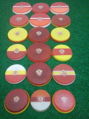 Lindo Time de futebol de botão da Roma Itália