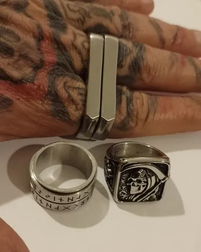 4 anéis em aço inoxidável maciço