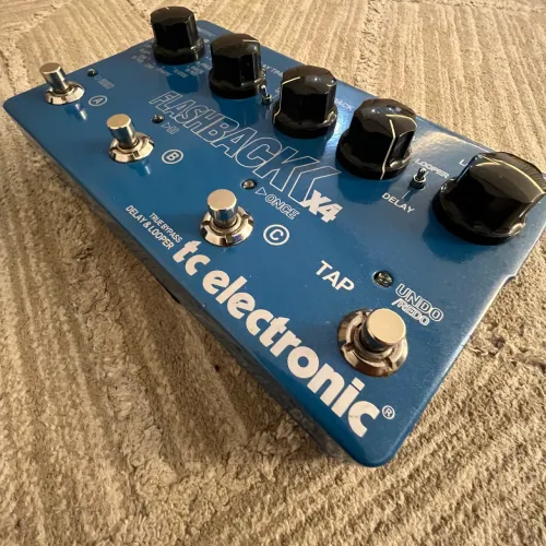 Pedal Delay TC eletronic X4 
