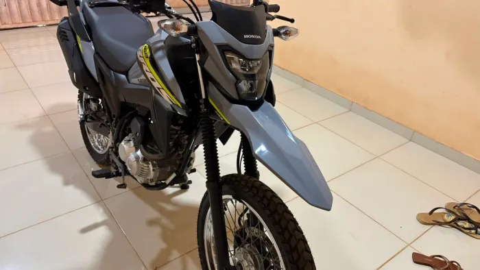 Bros 160 com baixa km
