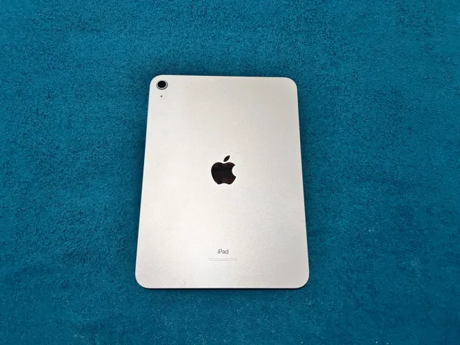 iPad 10