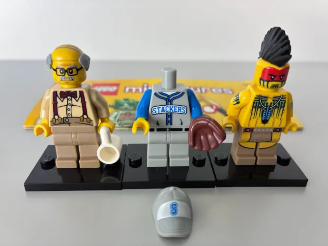 Lote com 3 Minifiguras LEGO Originais Colecionáveis - Série 10 (2013) + Folheto