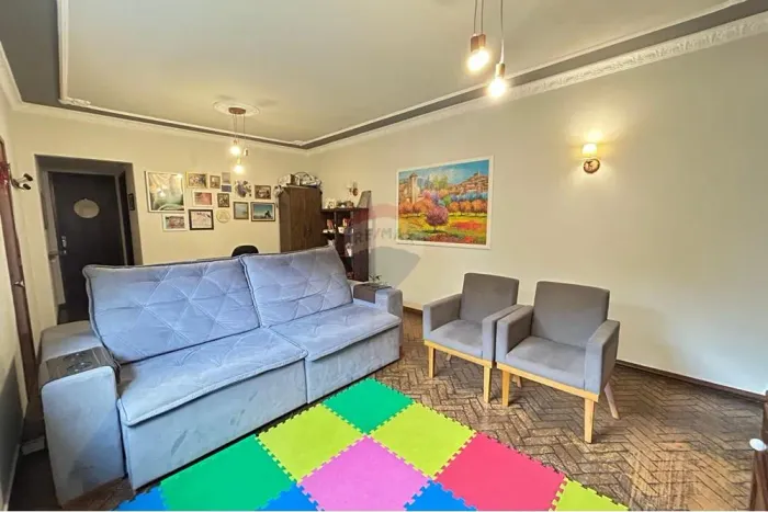 DUAS CASAS/SOBRADO para uso residencial/comercial com terreno nos fundos por R$ 1.580.000,