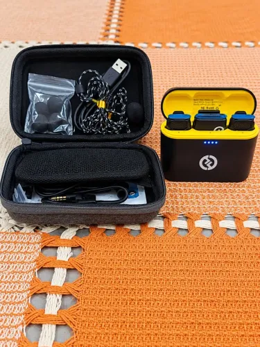 Microfone Sem Fio Hollyland 2 Transmissores + Case Completo