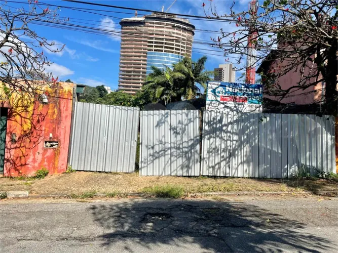 Terreno à venda em Sumaré - SP