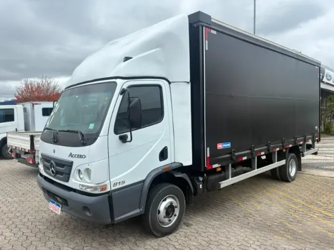 Mercedes Accelo 815 Sider