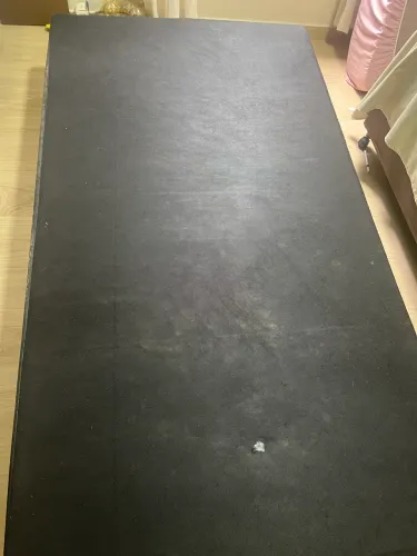 Cama + base +dois lençóis