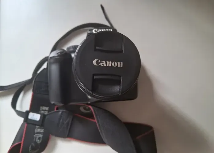 Canon Rebel T3 + 18-55mm | 16 mil disparos