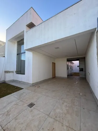CASA À VENDA BAIRRO ANA CAROLINE | REGIÃO NORTE