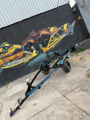 Carretinhas personalizados para jet ski