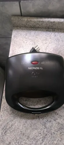 Sanduicheira Mondial