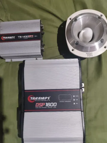 Som automotivo, vendo ou troco.