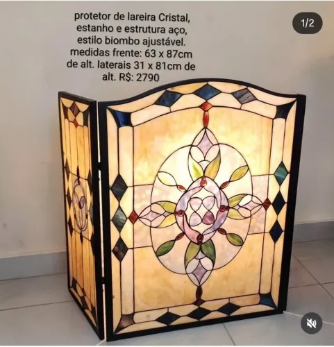 Biombo de lareira vitral, estanho e aço, estilo Tiffany.