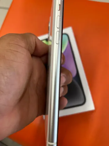 iPhone 11 64GB