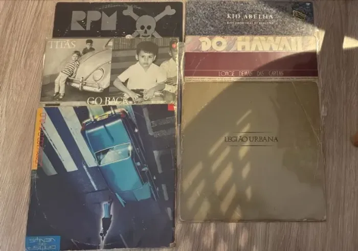 LOTE 6 -LP / VINIL / DISCO NACIONAL -LEGIAO - ENG. HAWAII-RPM - TITAS - KID ABEL - CAMISA