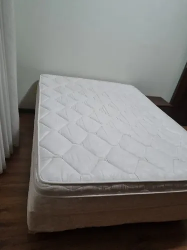 Cama box casal