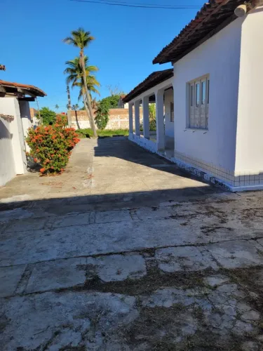 Aluga-se, vende-se
