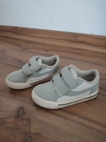 Tênis infantil menino com velcro tamanho 23