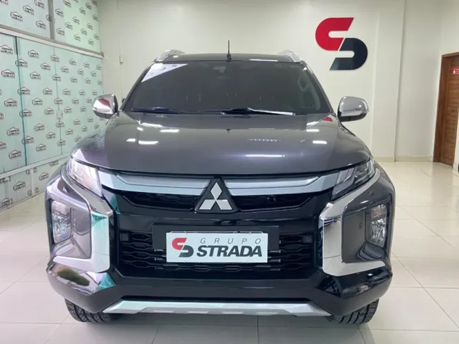 Mitsubishi L200 Triton Sport HPE-S 2.4 CD Dies. AUT 2025