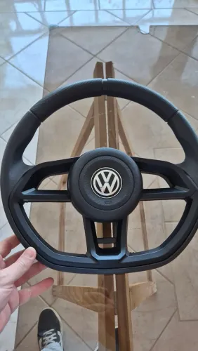 Volante esportivo modelo GTI - usado