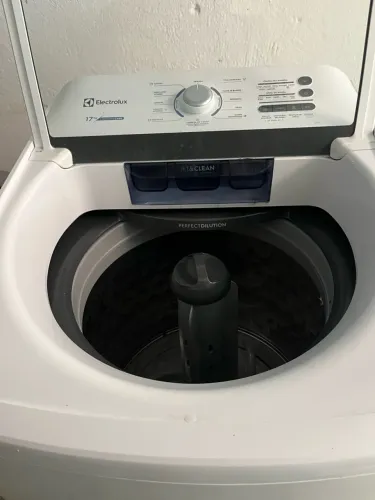 Máquina de lavar Electrolux 17kg