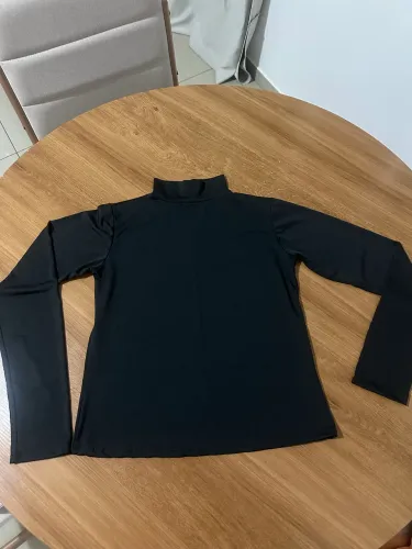 KIT 3 Blusas Cacharrel gola alta - nunca usadas 