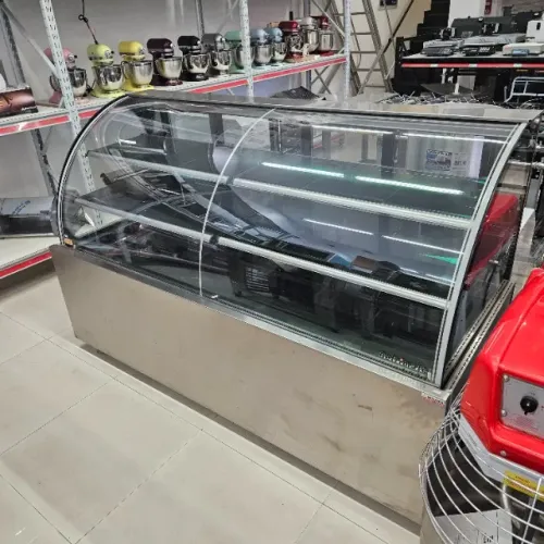 Vitrine refrigerada 2,0m ar forçado luz LED prateleira blackglass Super Top Platinum