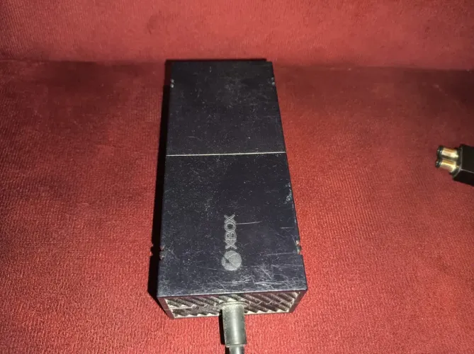 Fonte Xbox One Fat