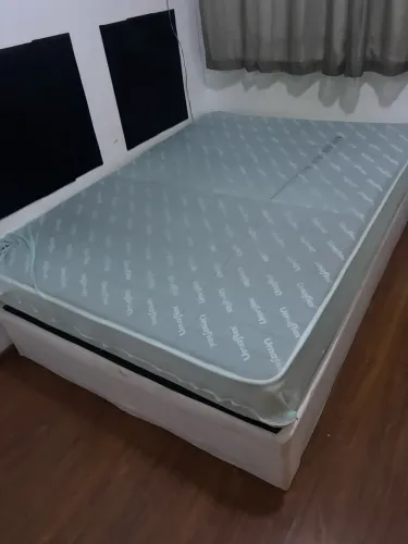 Cama box com colchão