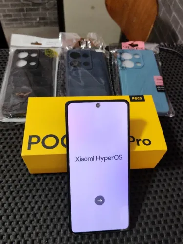 Smartphone Xiaomi Poco M6 Pro 256gb Tela Amoled 120hz em perfeito estado!