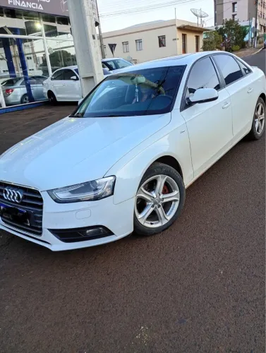 Audi A4 2.0 Avant 16V TFSI Quattro Stronic 2013