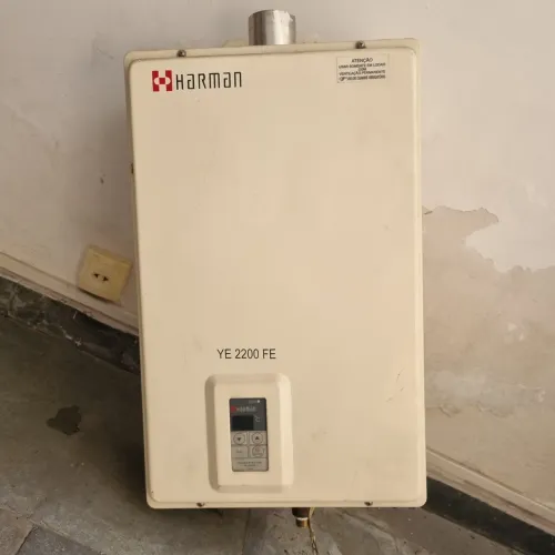 Aquecedor A gás Harman FE2200<br><br>Preço 500,00<br>Ou<br>R$ 560,00 em 10x cartões Master ou visa