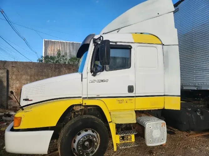 1634 2008 mais carreta