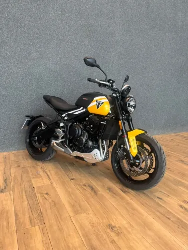 Triumph Trident 660 2025