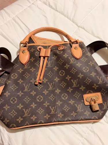 Bolsa seminova