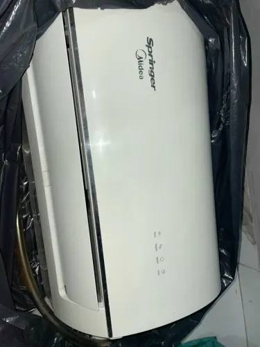 Vendo um ar condicionado 9000 Btu