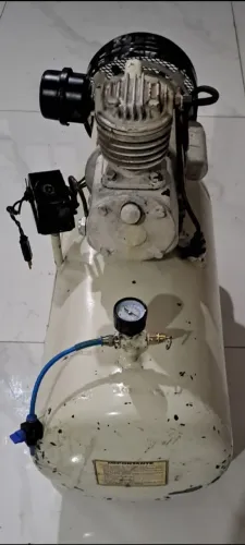 COMPRESSOR ODONTOLÓGICO