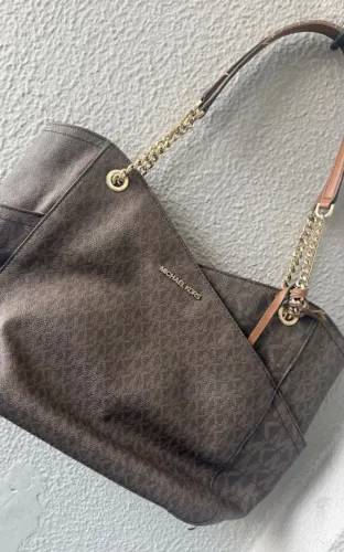 Bolsa mk