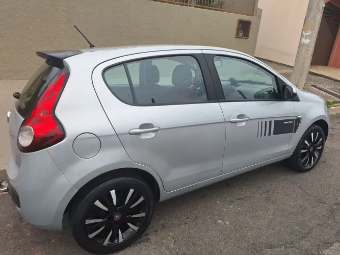 Fiat Palio Attra./italia 1.4 EVO F.flex 8V 5P 2013